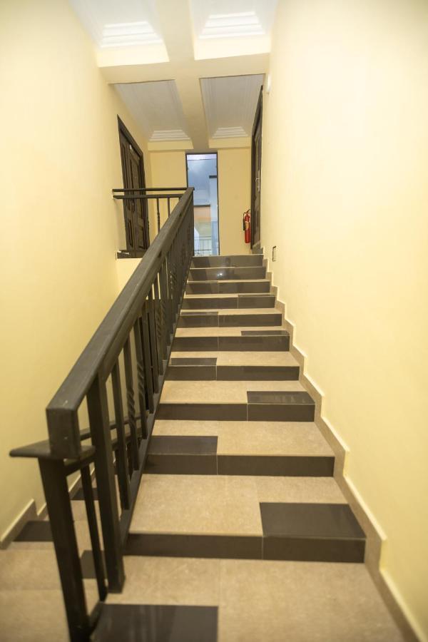 Kwashieman Washington Court Furnished Apartments المظهر الخارجي الصورة